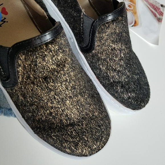 Faux Fur Slip On Sneakers 💣👞 - Picture 4 of 8